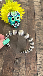 Graduated Pearl Cuff