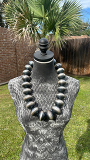 30" 40mm Navajo Pearls