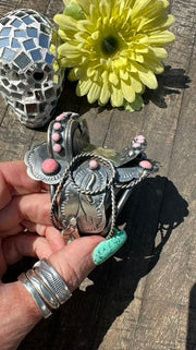 Pink Conch Saddle Cuff