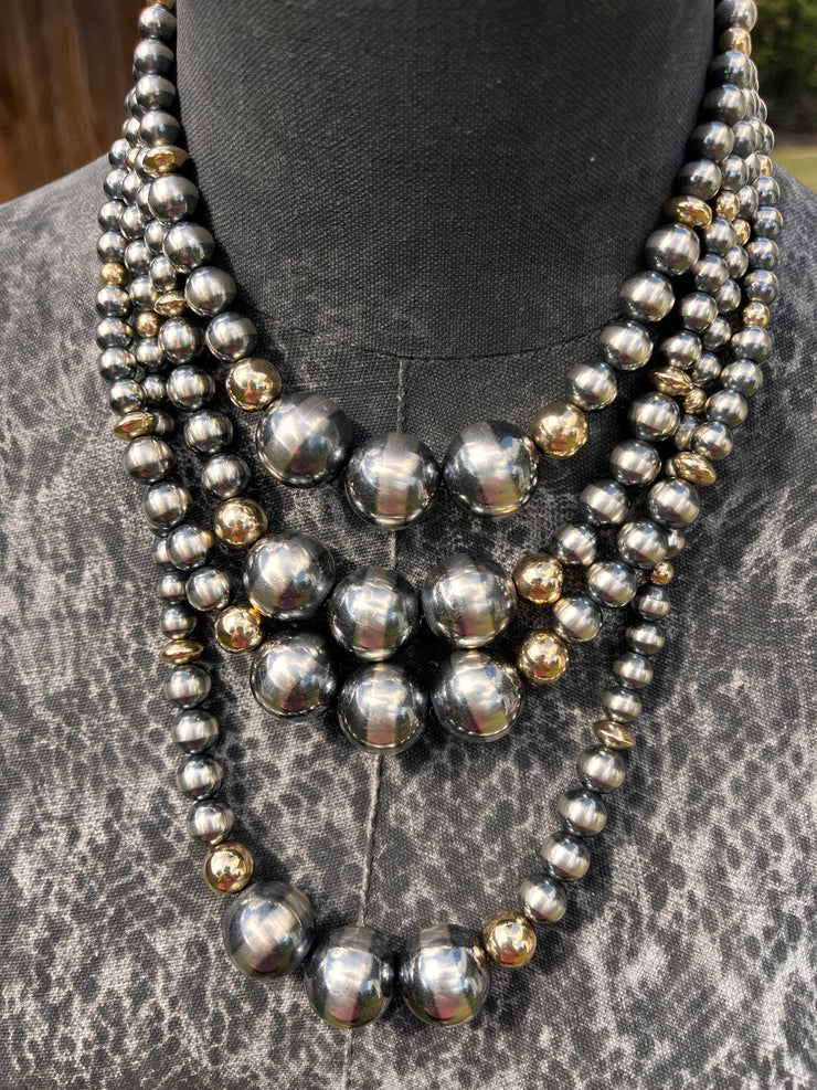 18" Navajo Style Pearl and Gold Filled Beads