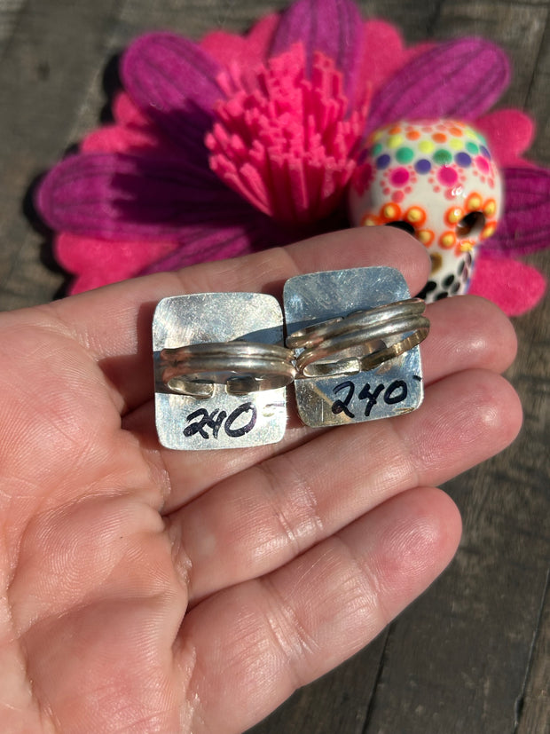 Single Stone Blackjack Rings
