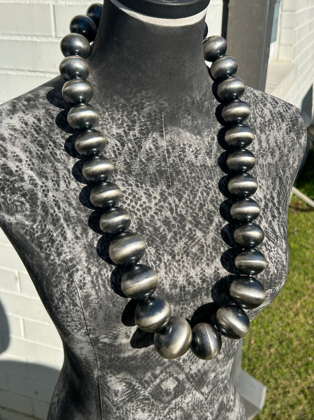 32"  Graduated Navajo Pearls