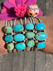 3 Stone Kingman Cuffs 6-9