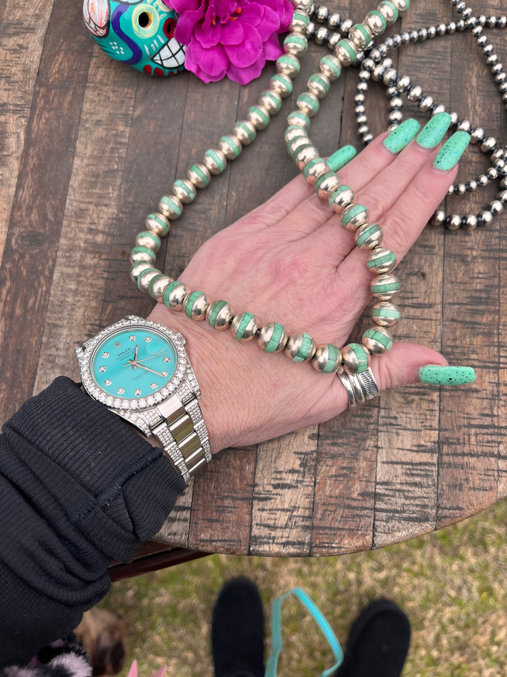 29 1/2" Turquoise Inlay Pearls