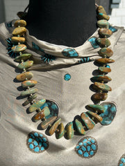 24" Turquoise Strand  #57